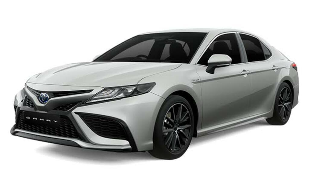 Toyota Camry 2021